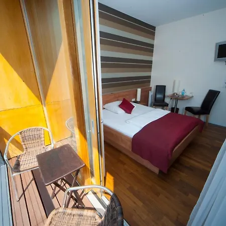 Zum Hofmaler 3*
